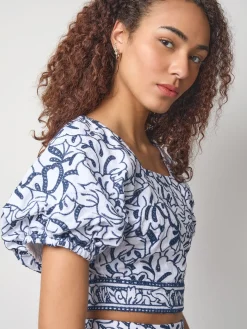 Embroidered Floral Cropped Cotton Blouse